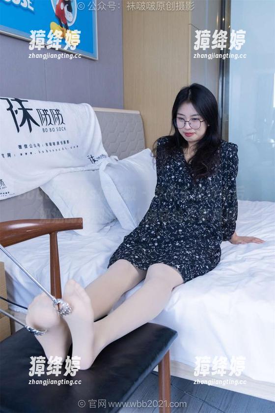 BoBoSocks袜啵啵 - 老头乐挠脚心后，奶油的原剧情令人回味的写真风潮