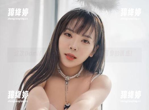这次Dami(퀸다미)的丝袜套图，四季皆可穿的诱惑！