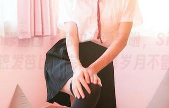 Feilin嗲囡囡 – 私拍资源来啦，SiByl李思宁银发芭比，完美演绎岁月不留痕！