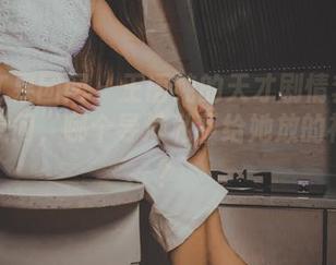 GIRLT果团网 – 王语纯的天才剧情套图：我只想问，哪个导演私下给她放的神剧本？