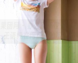 GIRLT果团网 – 办公室不仅是工作的地方——王语纯在网盘里的写真合集！