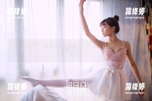GIRLT果团网-甜Abby GIRLT果团网 - 甜Abby在万圣节,图片精选,吓到我了,先别吃糖!