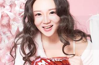 GIRLT果团网 – 陈迪娅校园在线写真，貌似每个角落都藏着无聊