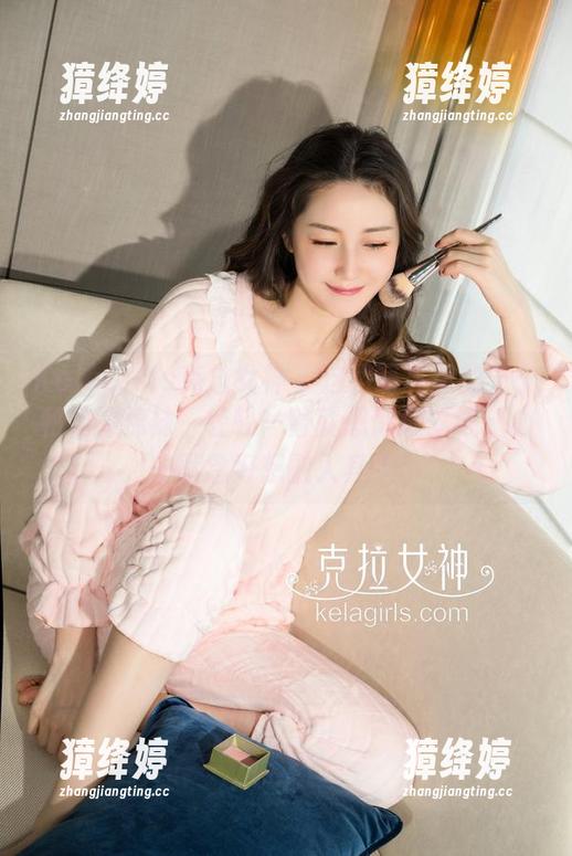 KelaGirls克拉女神 - 这组写真里的宁宁和她的棉袜，轻轻一瞥就想做成壁纸，心中默念好想融入其中。