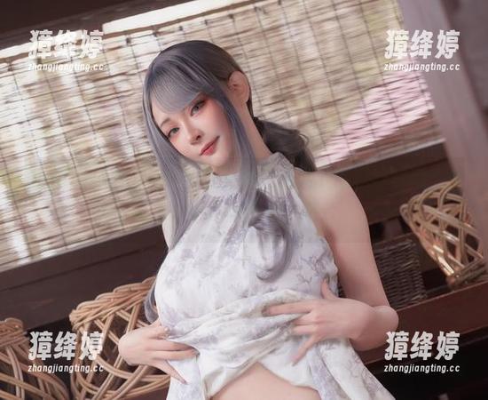 Machi马吉，崩坏与星穹铁道交汇下的遐蝶写真全集，似乎也太好看了吧。