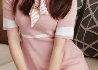 MiiTao蜜桃社 – 怎么说呢？陆萱萱Cecilia的天台私拍，真叫人眼前一亮。