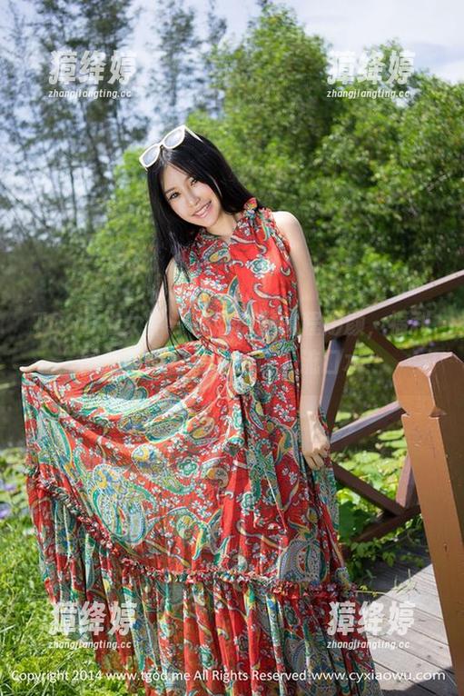 TGOD推女神 - 在厨房里的程彤颜，福利图集不仅好看，还让人流口水！