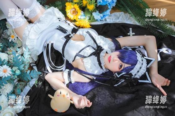 Tomoyo酱最新写真，K2的礼服让她看起来像个不老的女神！