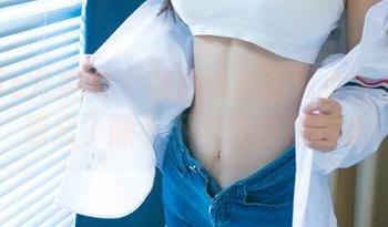 UGirls尤果网 – 在周妍希的死库水里遨游，别忘了顺手下载免费福利哦！
