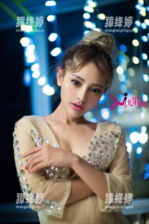UGirls尤果网 - 李凌子的肉丝美图，突然让我又饿又想欣赏...真难受