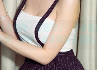 UGirls尤果网 – 原图来了！芊小童的最新豹纹，好吧，这真的引人注目。