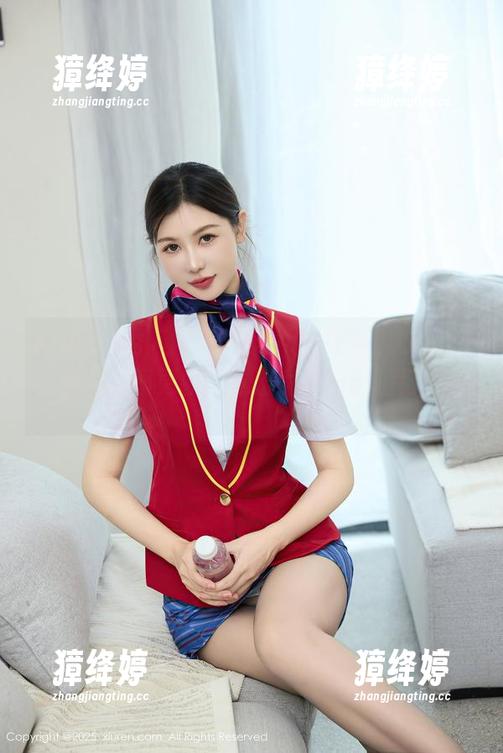 Xiuren秀人网 - summer宝宝，又来了！旗袍原图更新，这出彩的时刻值得记录。