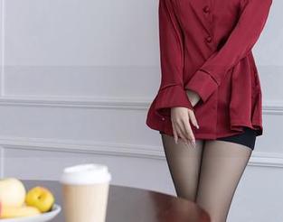 Xiuren秀人网 – 办公室奇遇，刘婷婷的高清美图溢出屏幕！？
