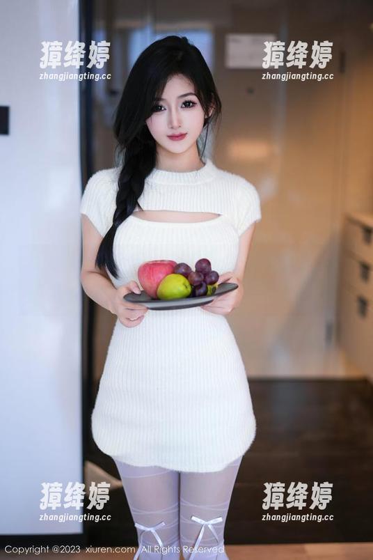 Xiuren秀人网 - 美足实在是辣眼睛，连娜露selena的网盘也忍不住热起来了！