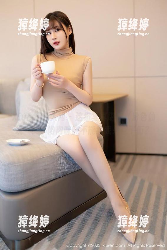 Xiuren秀人网 - 这组写真堪称‘粉色仙境’！小肉肉咪能不能给我来点平衡？