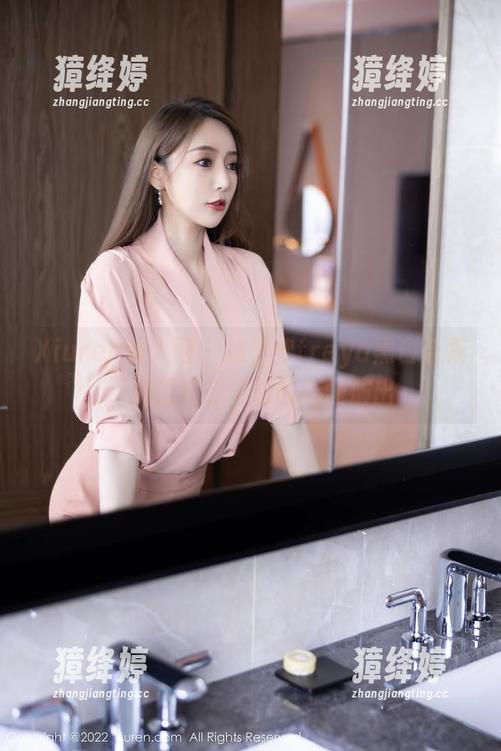 Xiuren秀人网 - 林子欣freya黑白合集：纠结在光与影的搞怪演出