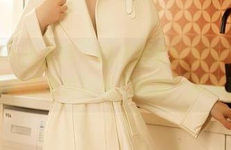 Xiuren秀人网 – 樱井舞拿校服玩花样，高清作品集教你看“制服”新风貌。