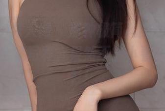 Xiuren秀人网 – 那种极简风的职业装，白浅浅全集写真，果然不能小看一件白衬衫！