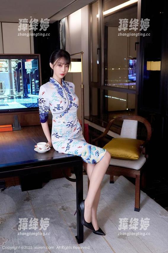 Xiuren秀人网 - 要不，我们也体验一下董林越的厨娘新作品？更新还挺带感的？