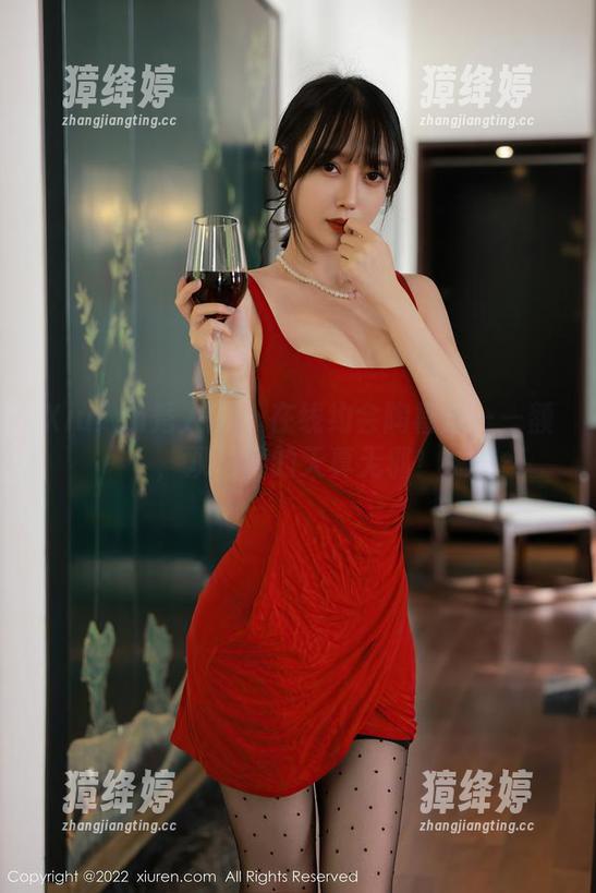 Xiuren秀人网 - 在线约会陶喜乐——额，双马尾的天真无邪！