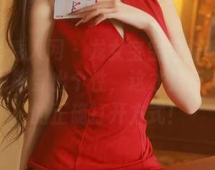 Xiuren秀人网 – 龙女宝宝校服套图更新，居然也能穿出个性，这才是反学生气质的正确打开方式！