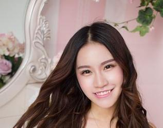 YouWu尤物馆 – Cris_卓娅祺办公室内的美图图集，直击你心中的“加班病”！