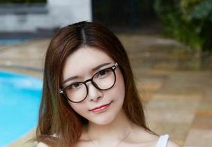 YouWu尤物馆 – 当Kely香香的瑜伽原图要求我再来一次，我的心已经委屈得分手了！