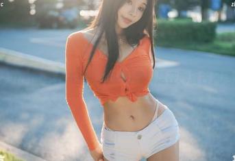 Zzyuri的丝袜在线，你以为我只是在聊复古风吗？