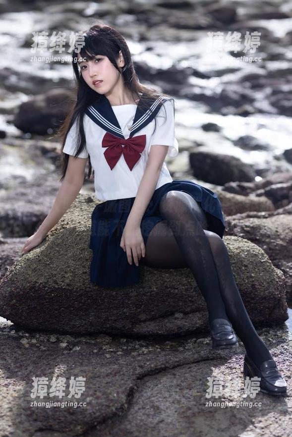 三无人型水手服图包：资源优化中，不知道能不能挖掘到点啥