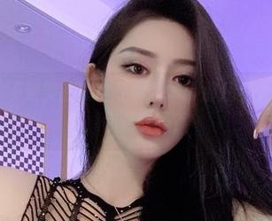 微密圈 – 不爱笑的赛琳专属版本：那几个女孩的原图，你敢看吗？