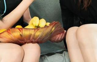 丽柜 – 穿上皮衣，婷婷在原图中与时尚完美‘擦肩’