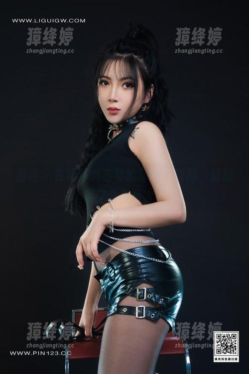 丽柜-苏黎 丽柜 - 在线活捉苏黎的每一个瞬间,娇颜情空合集奉上!