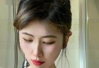 微密圈 – 原图揭露，乙醇子的女仆那么私密，为啥没带点清洁球？