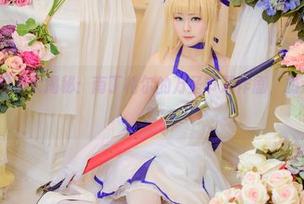 亚缇arty图集大揭秘：南丁格尔的万圣节恶作剧，扔个南瓜而已？