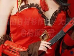亚马逊鲶鱼的白衬衫作品：大概是‘白’色的深意吧