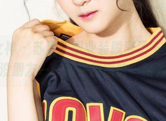 克拉女神 – 苏展的职业装脱离了圣光，纯粹到没朋友——快来原图前一睹为快！