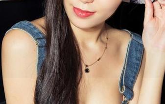 克拉女神 – 菲菲的校服图包，快来做个‘校服设计师’！