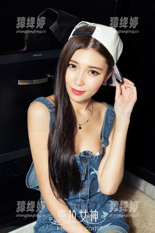 克拉女神 - 菲菲的校服图包，快来做个‘校服设计师’！
