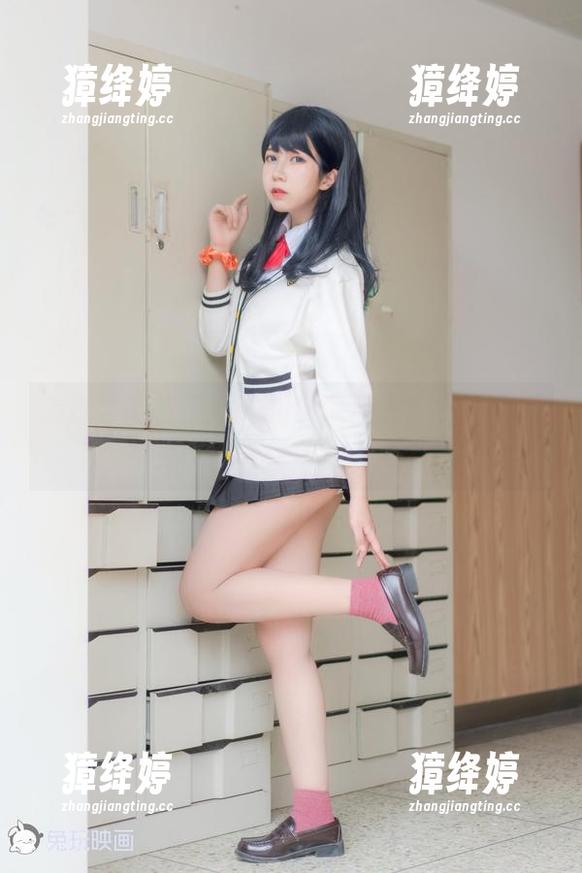 怎样才能抗拒炫酷的草莓与恶魔女孩作品？兔玩映画好像真占便宜啊