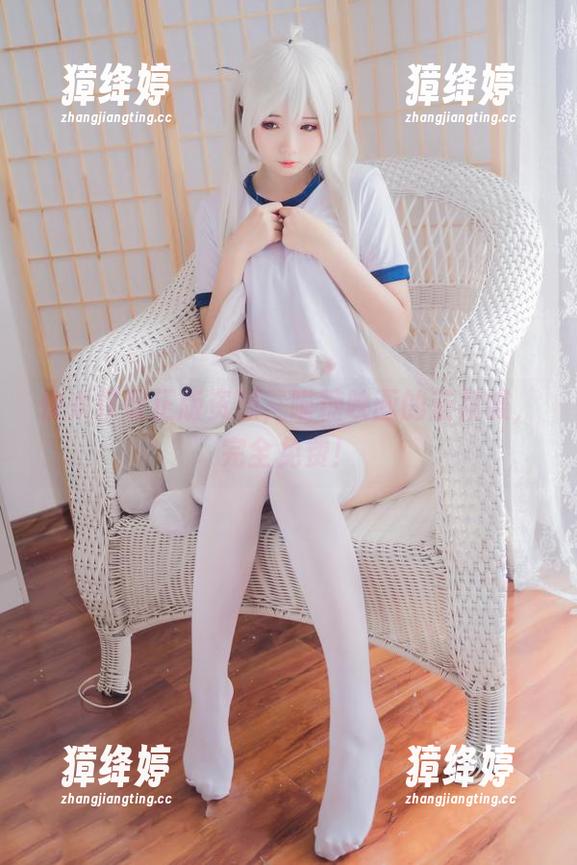 快来获取正版资源，喵糖映画的蓝裙蝶，完全免费！