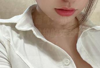 微密圈 – 婉约又霸气：奶宝妹纸的私房美图，你能懂那种隐约的女王气嘛？太迷人了吧！