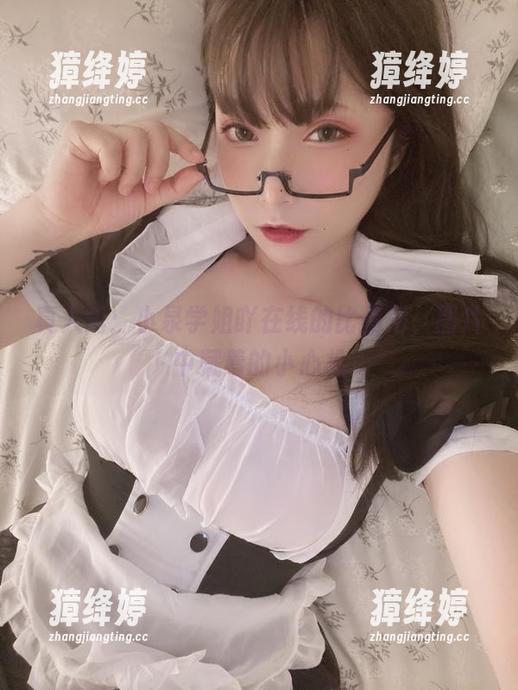 真人秀：小泉学姐吖在线的比基尼，图片中藏着的小心机