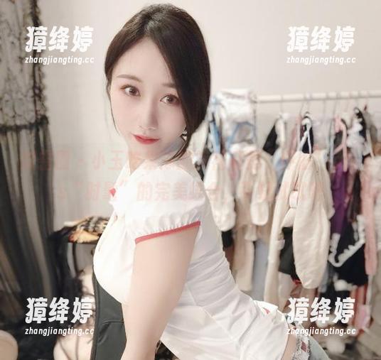 小玉吃果冻 微密圈 - 小玉吃果冻的旗袍可是“怀旧”plus“时髦”的完美结合,下载试试吧