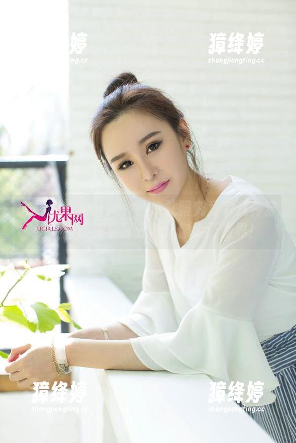 尤果网 - 赵智妍：那件礼服究竟有几种穿法？高清资源分分钟让你大开眼界！