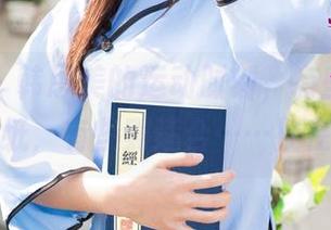 尤果网 – 韩恩美的运动时刻，有些照片适合做壁纸，有些则适合……挂在家里。