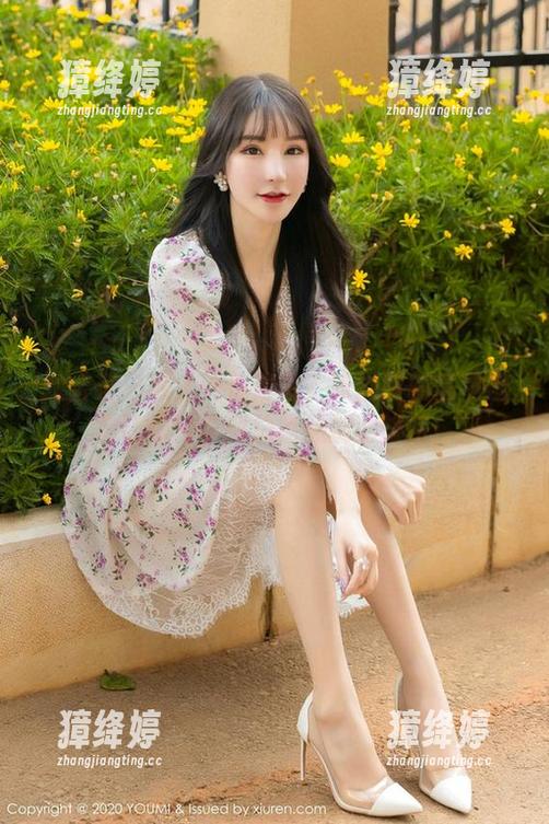 尤蜜荟 - 爱上一位修女？张雨萌的高清图集让你升华到总监级别的修持！