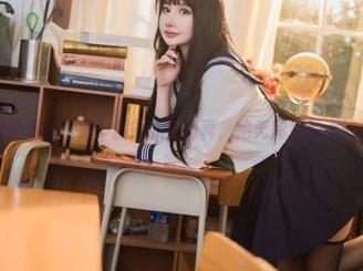 您的蛋蛋全集：侧露旗袍写真，绝无冷场的不妙点
