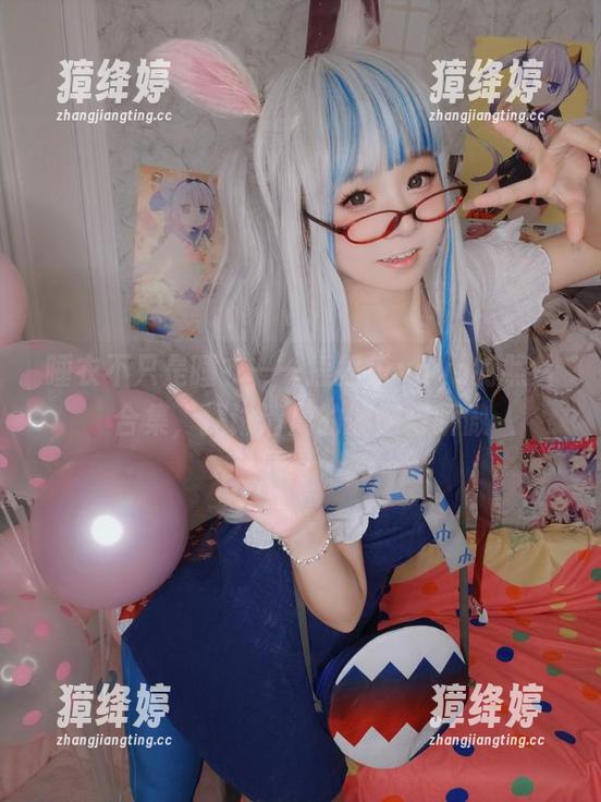 睡衣不只是睡衣——摇摇乐yoyo的照片合集，探讨清晨的慵懒与骄傲