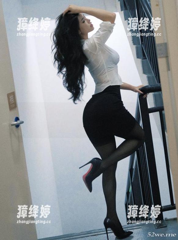 微密圈 - 别问，我只想收藏李嘉欣97的女孩美图，心理压力山大。