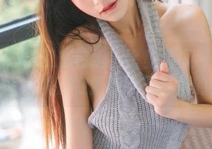 果团网 – 当王语纯遇上比基尼福利：你能想象？每一帧都在重塑我对海滩的憧憬！